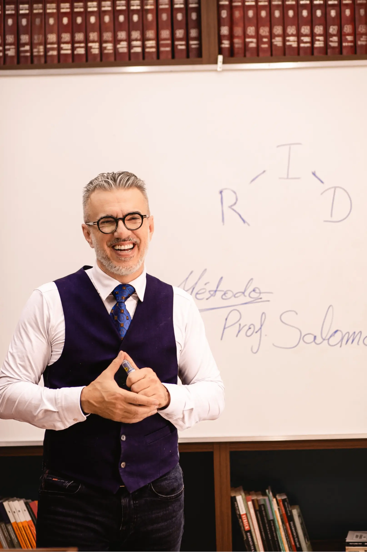 Professor — Registrador de Imóveis há quase 30 anos